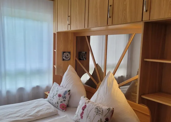 Uschi's Steinroeschen Mit Hallenbad Und Sauna *
