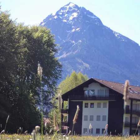 Uschi's Steinroeschen *